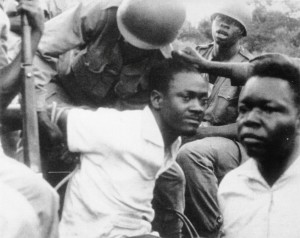 MER-178g_Lumumba-captured-by-Mobutu's-troops_1960