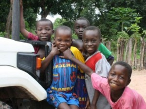 des enfants congolais ne seront pas adoptés pendant une année par des étrangers